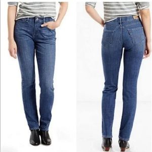 Levi’s 525 perfect waist straight fit size 12